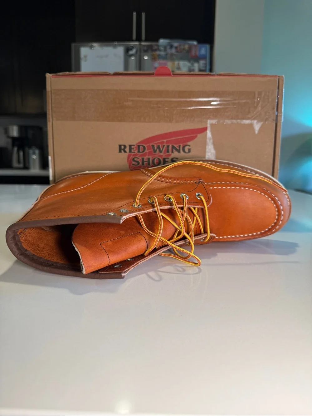 RED WING - Classic Moc Boots in Oro Men’s Size 12 Regular